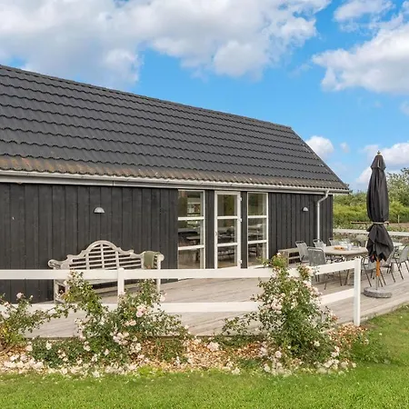 Four-bedroom In Holiday home Tarm
